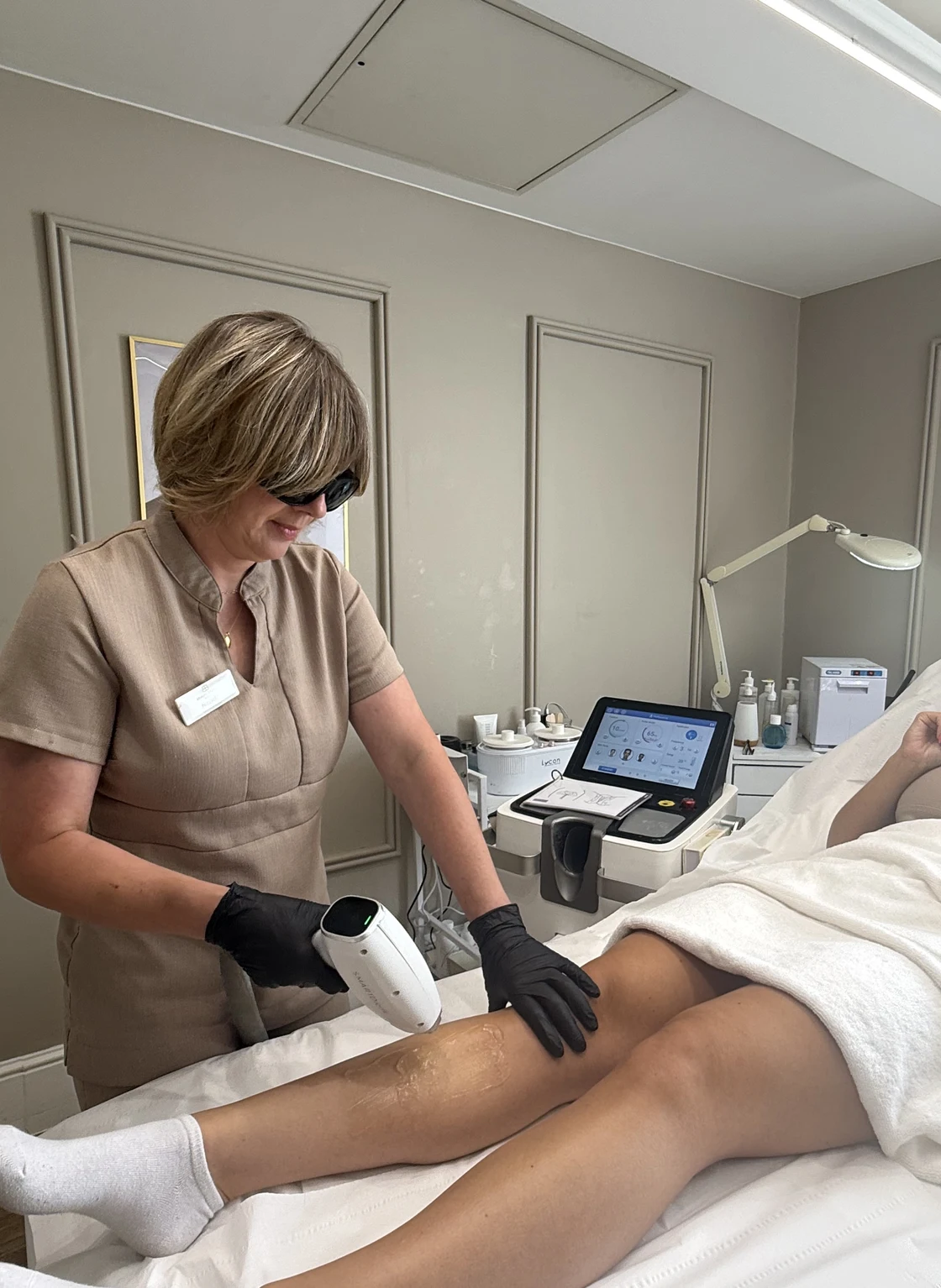How to Choose the Best Hair Removal Method for Your Hair Type