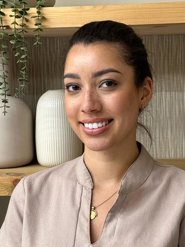 Becca, Senior Therapist